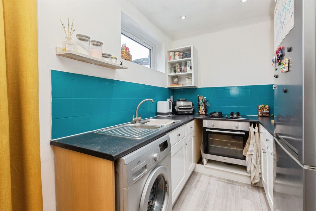 Property photo 2 of 16