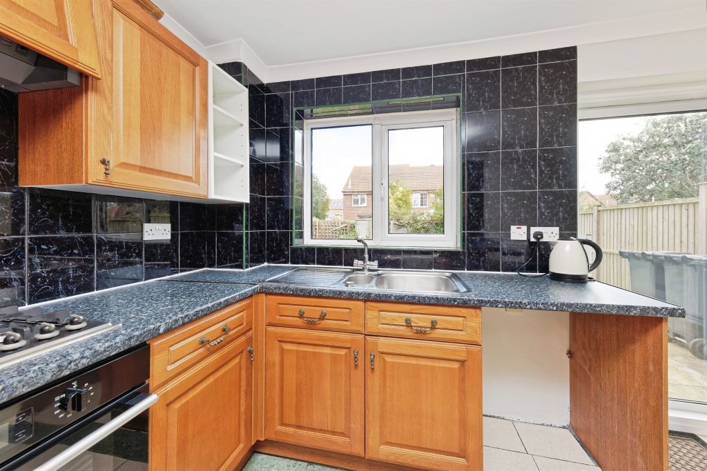Property photo 2 of 18