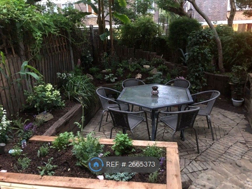 Property photo 1 of 10 Garden