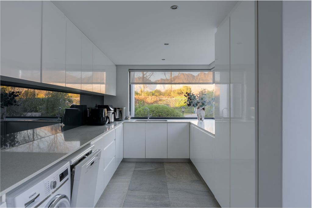 Property photo 1 of 57