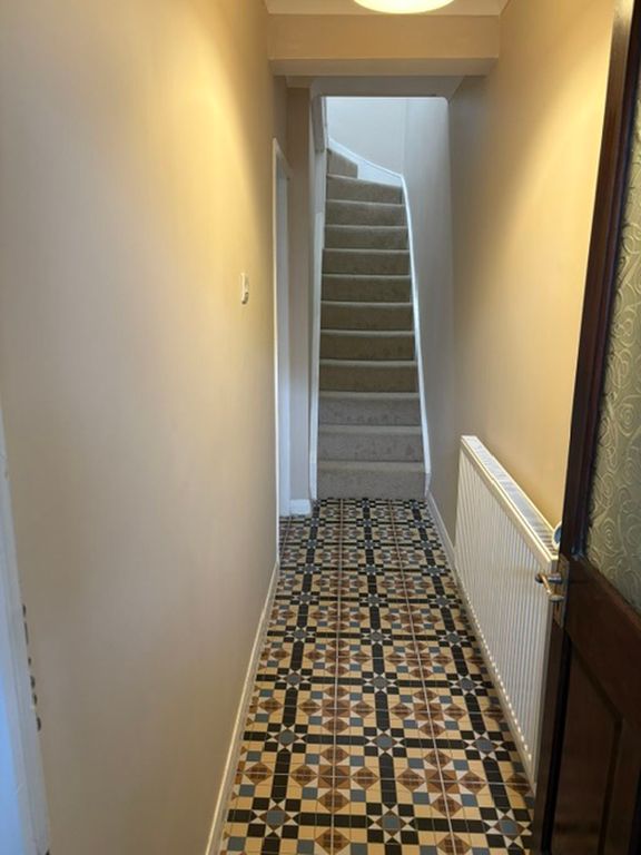 Property photo 2 of 21 Hallway