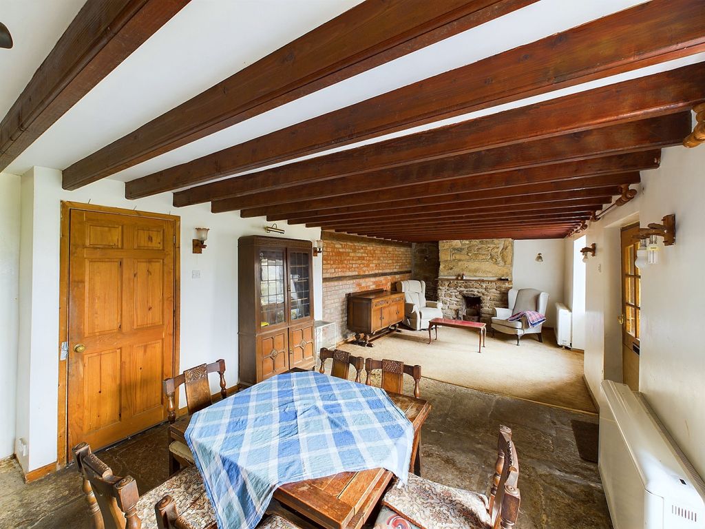 Property photo 3 of 20 Gallery