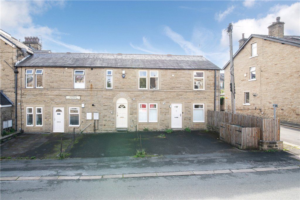 Property photo 1 of 12 Avondale Road