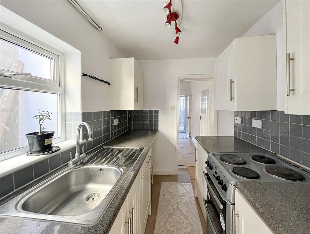 Property photo 3 of 9 Img_0928.Jpg