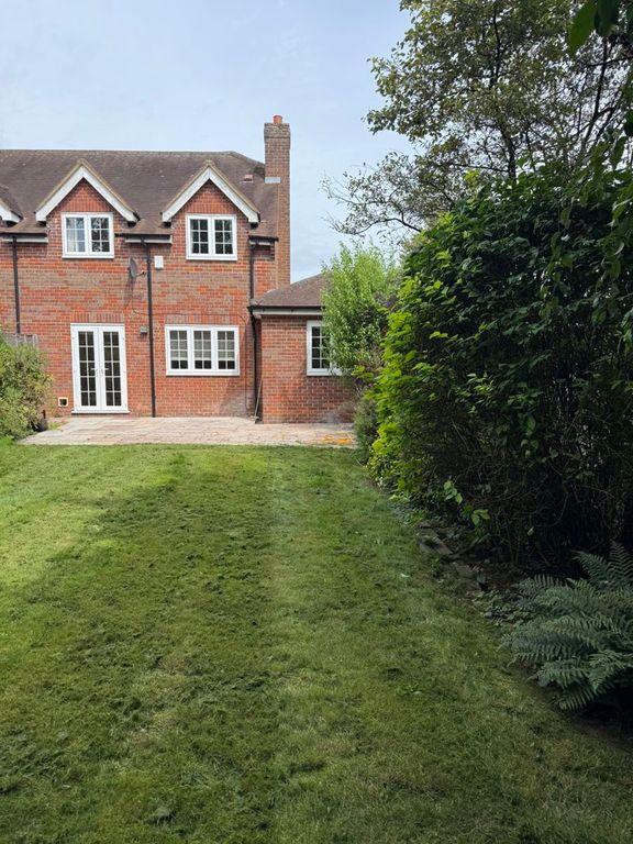 Property photo 2 of 38 Photo 37