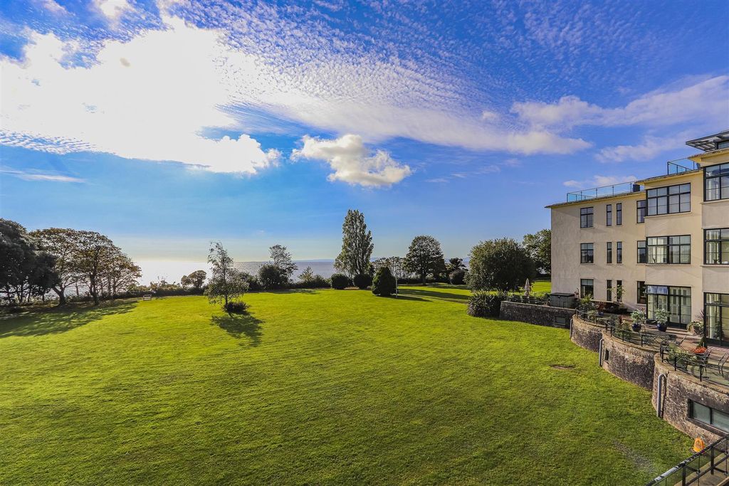 Property photo 2 of 11 Headlands 123-9.Jpg