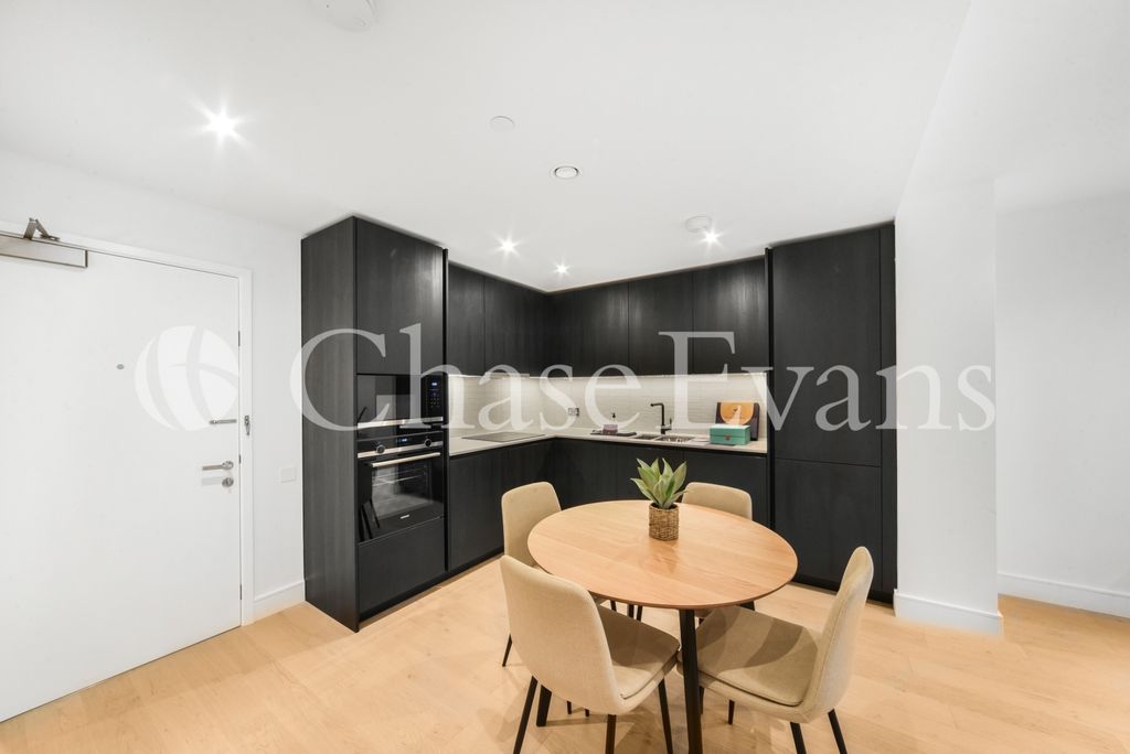 Property photo 2 of 16 Dining Area