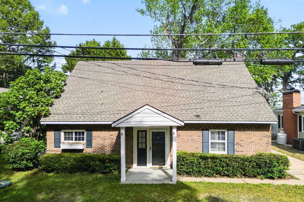 Property photo 1 of 31