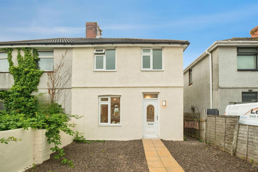 Property photo 1 of 18