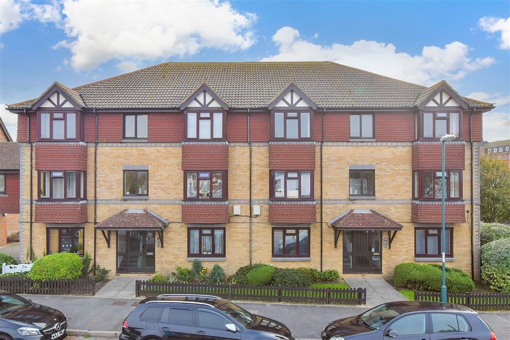 Property photo 3 of 9 External (Web)