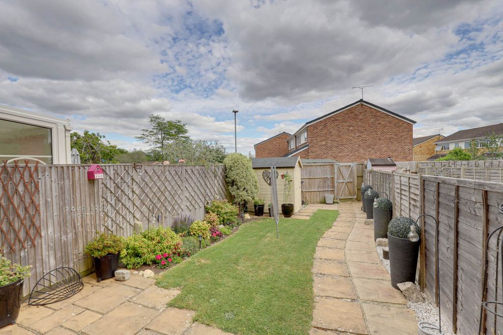 Property photo 2 of 18
