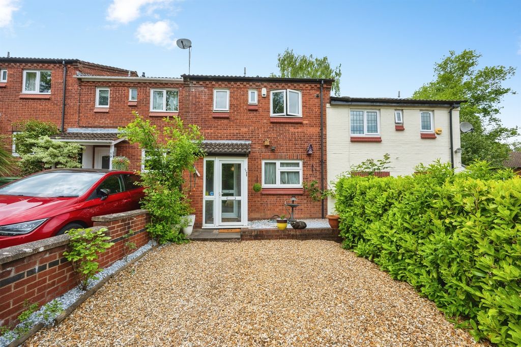 Property photo 1 of 17