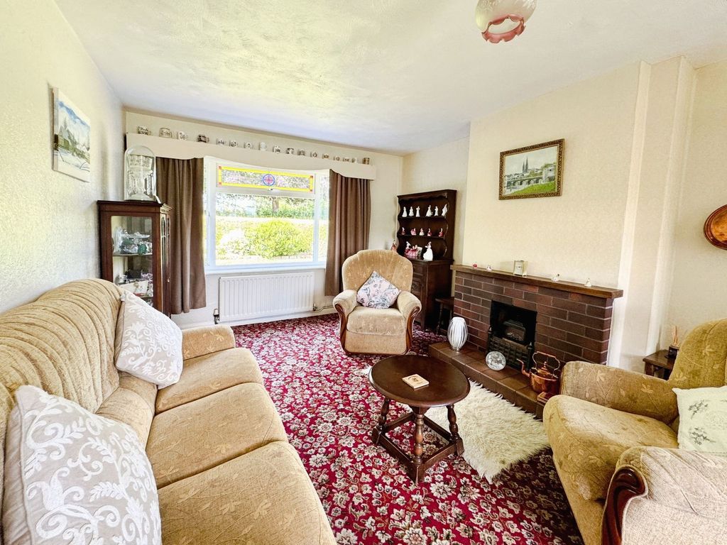 Property photo 3 of 23