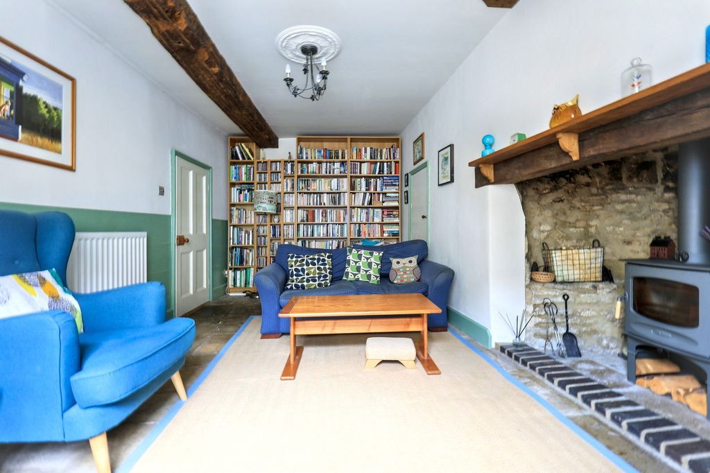 Property photo 2 of 28 Img_5103_1760449372254.Jpg