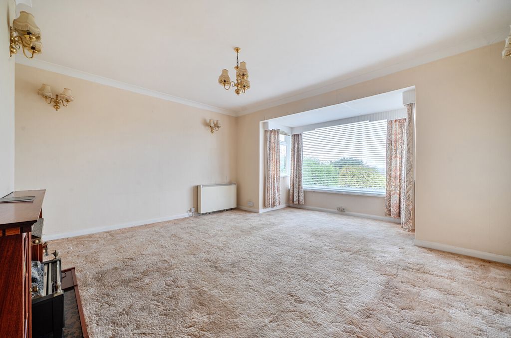 Property photo 3 of 20 1401491-17-696F76...