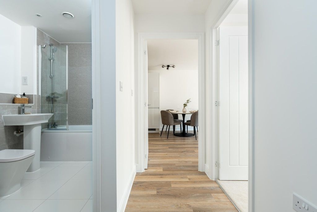 Property photo 2 of 9 Example Of An Apartment Hallway