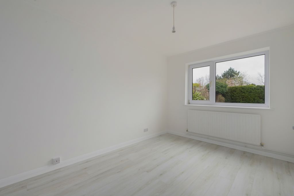 Property photo 3 of 11 Dsc_2752 Copy