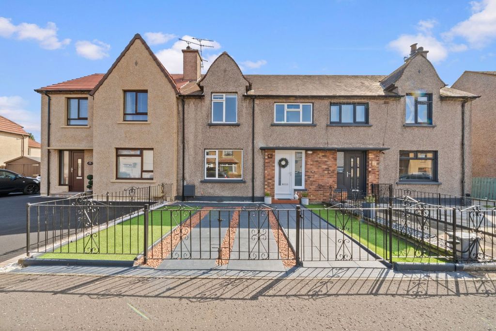 Property photo 1 of 30