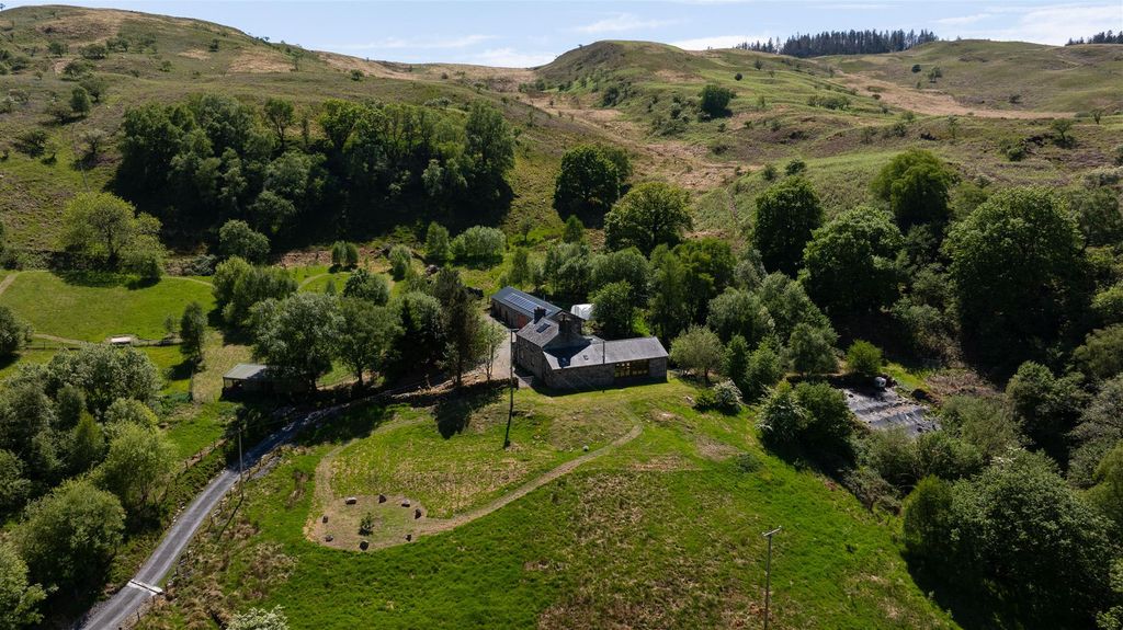 Property photo 2 of 31 Aerial Overview.Jpg