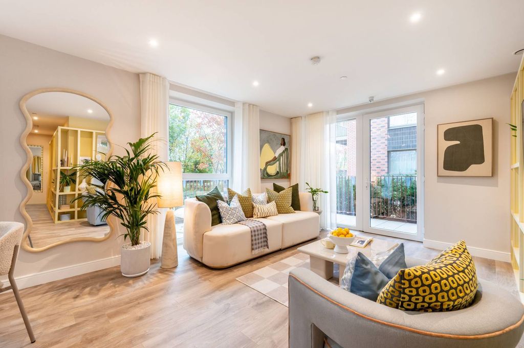 Property photo 1 of 30