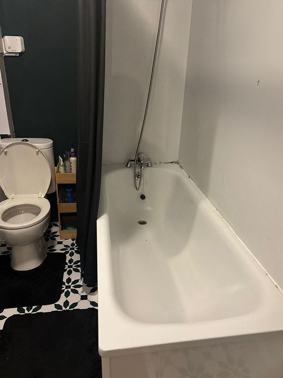 Property photo 3 of 4