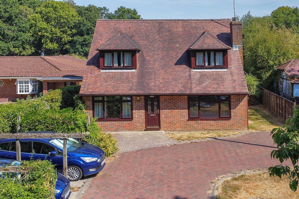 Property photo 1 of 16 External