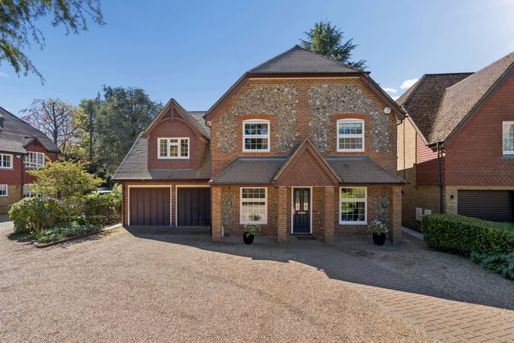 Property photo 1 of 10