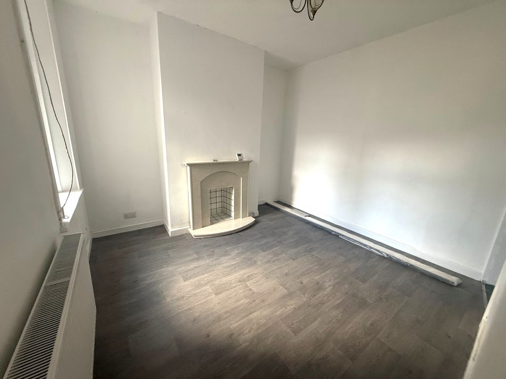 Property photo 2 of 7 Image