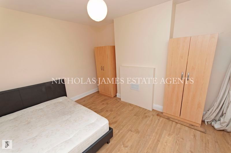 Property photo 1 of 5 Photo 6