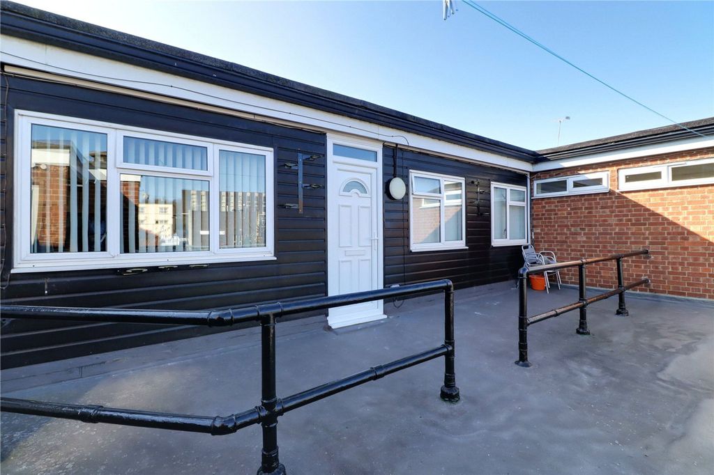 Property photo 1 of 8 Picture No. 01