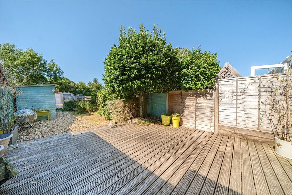 Property photo 3 of 17 Picture No. 05