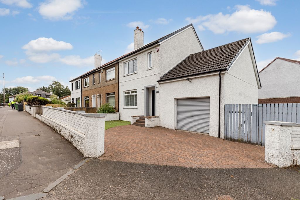 Property photo 1 of 30