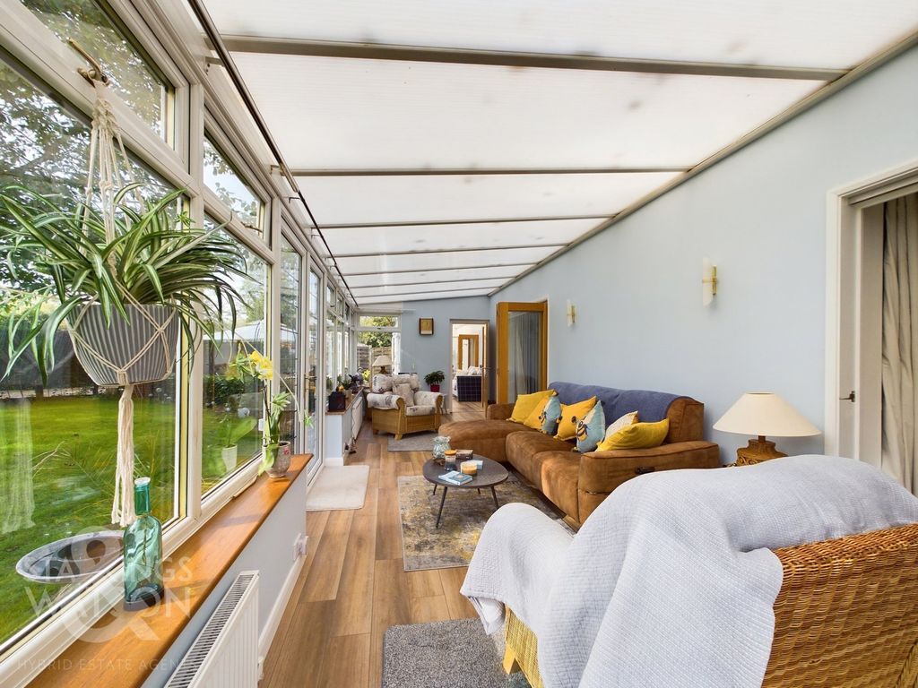 Property photo 3 of 33