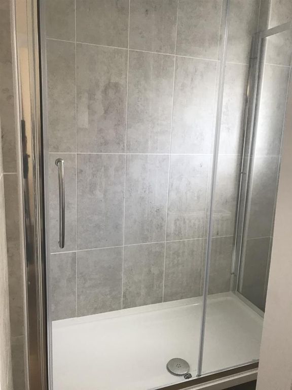 Property photo 3 of 7 Birch Bathroom.Jpg