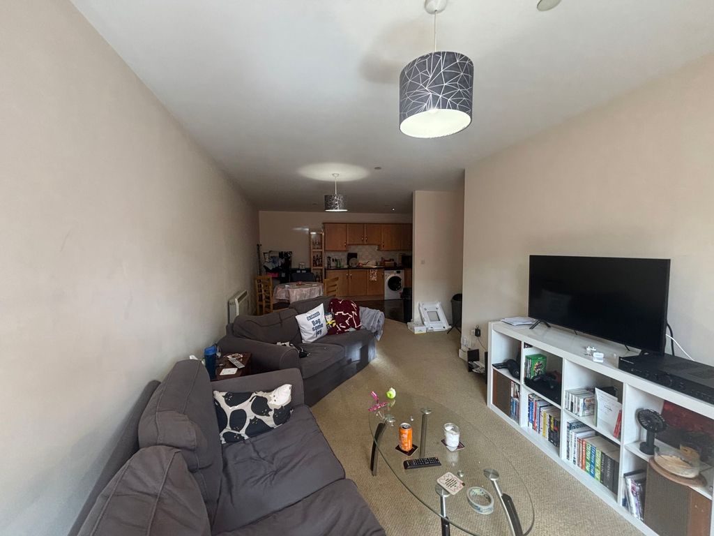 Property photo 3 of 8