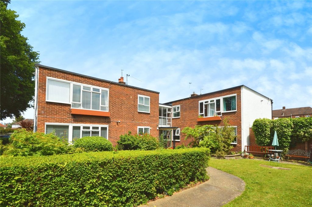 Property photo 1 of 15 Main Page