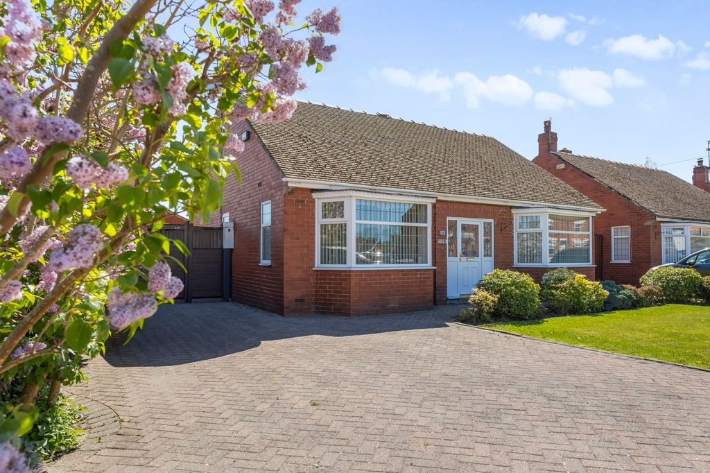 Property photo 1 of 38