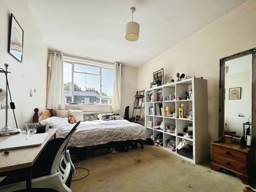 Property photo 3 of 8