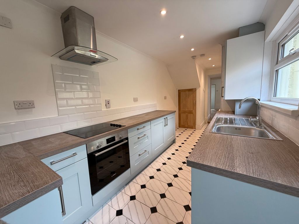 Property photo 3 of 10 Photograph