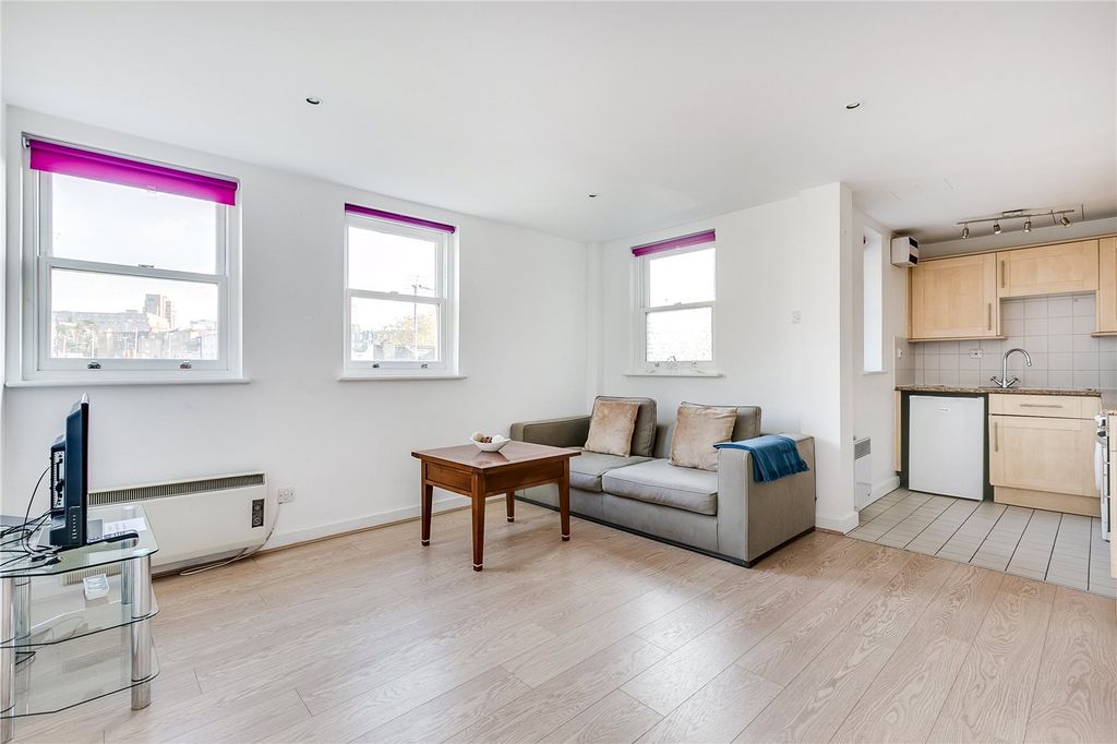 Property photo 1 of 6