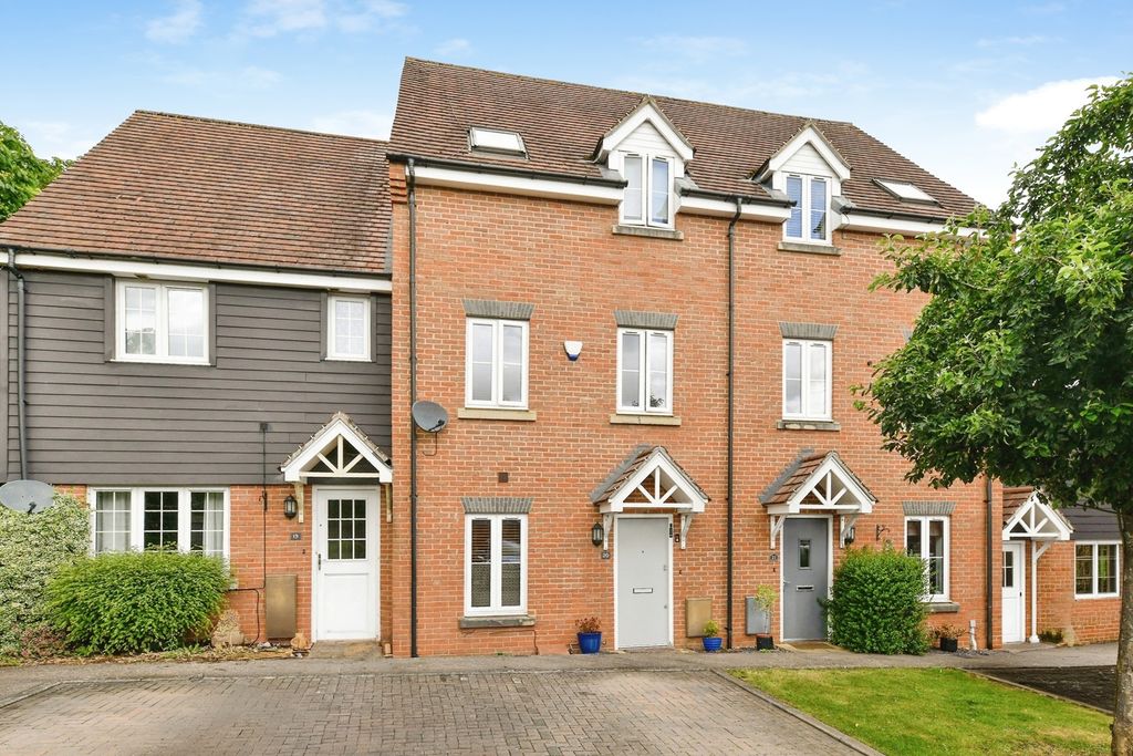Property photo 1 of 25 Pbox-Img.Jpg