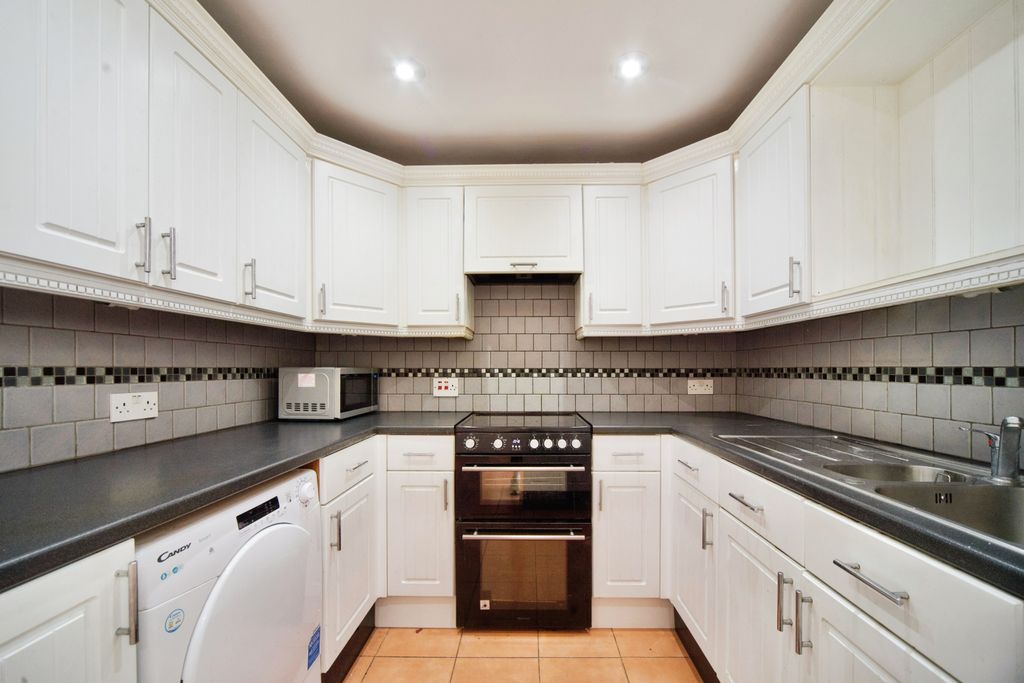 Property photo 2 of 16 Photography