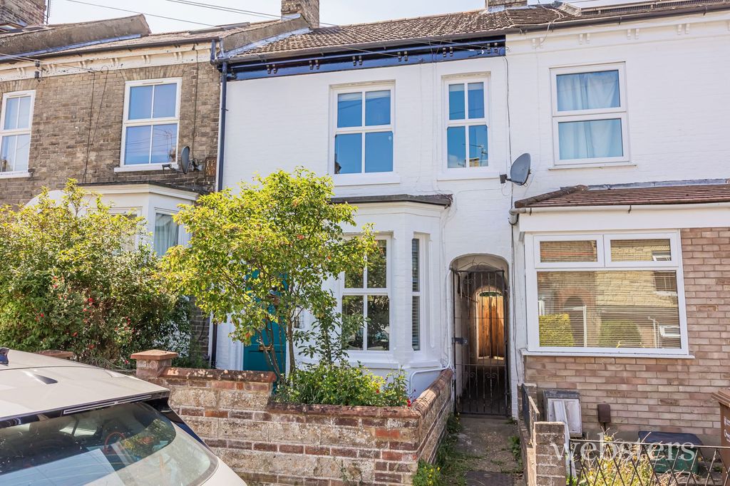 Property photo 1 of 13