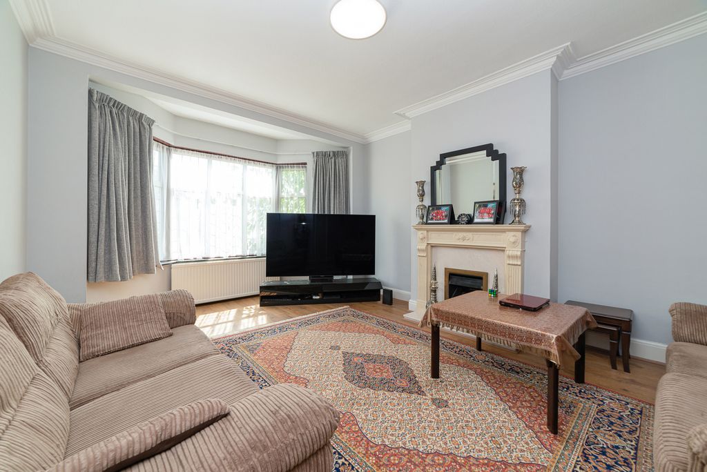 Property photo 1 of 6