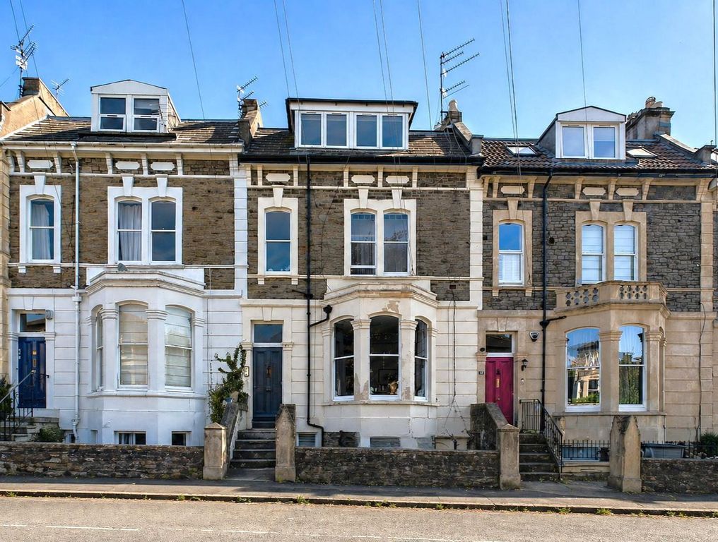 Property photo 1 of 12 Tff Clifton - New Main.Jpg