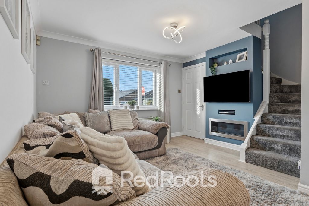 Property photo 3 of 20 4772864