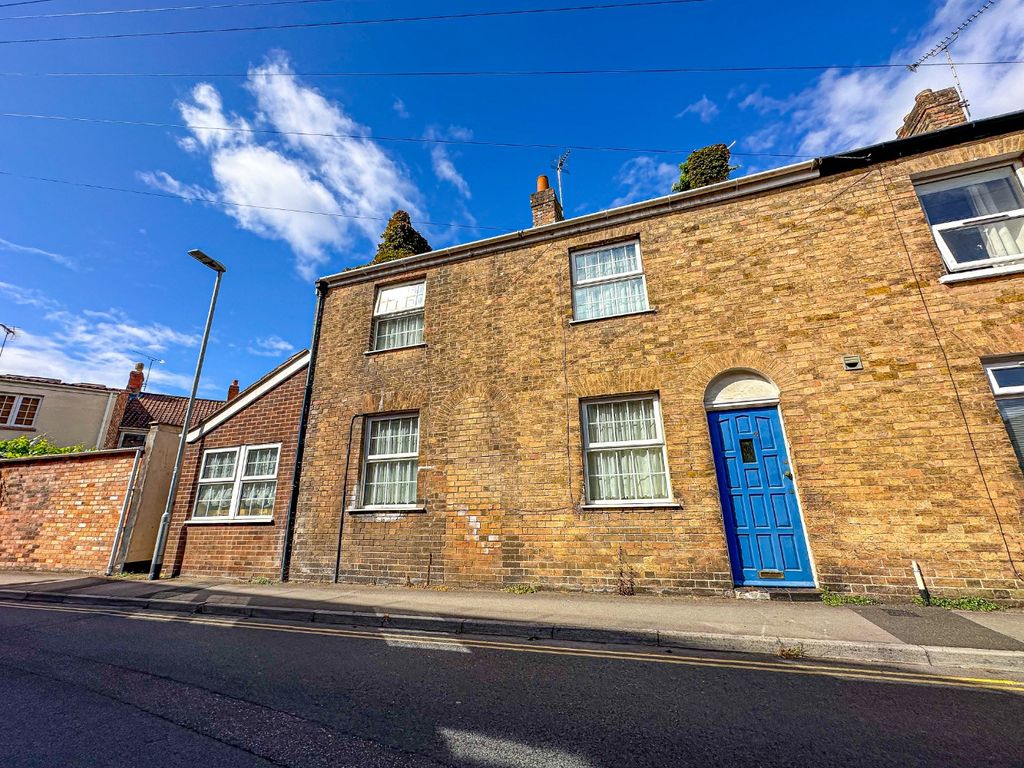 Property photo 1 of 18 4805211