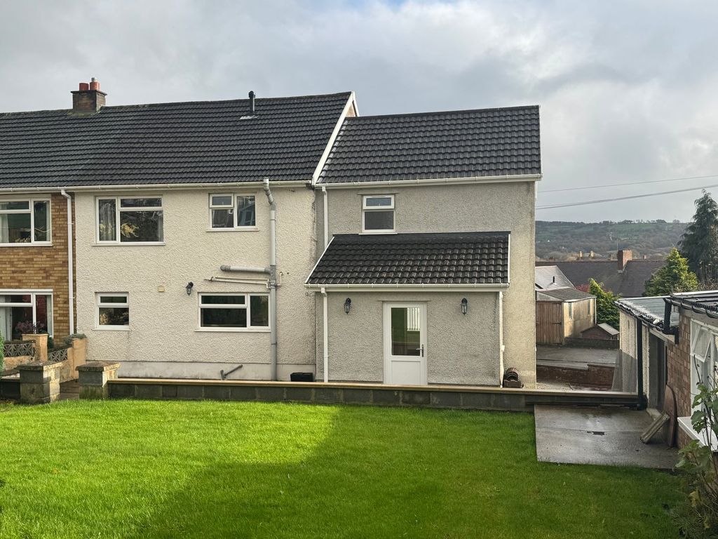 Property photo 3 of 22