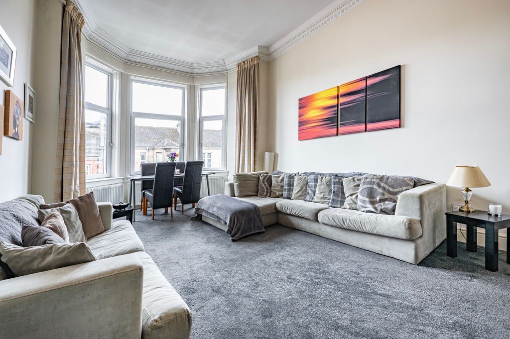 Property photo 3 of 37