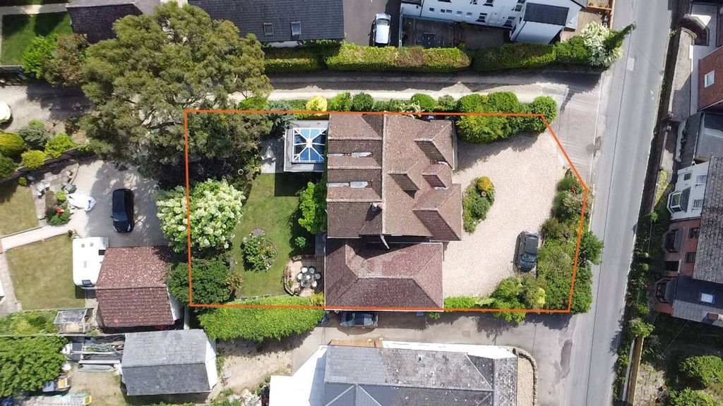 Property photo 1 of 21